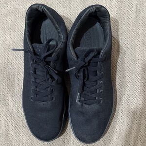 Atoms Black Men's Sneakers